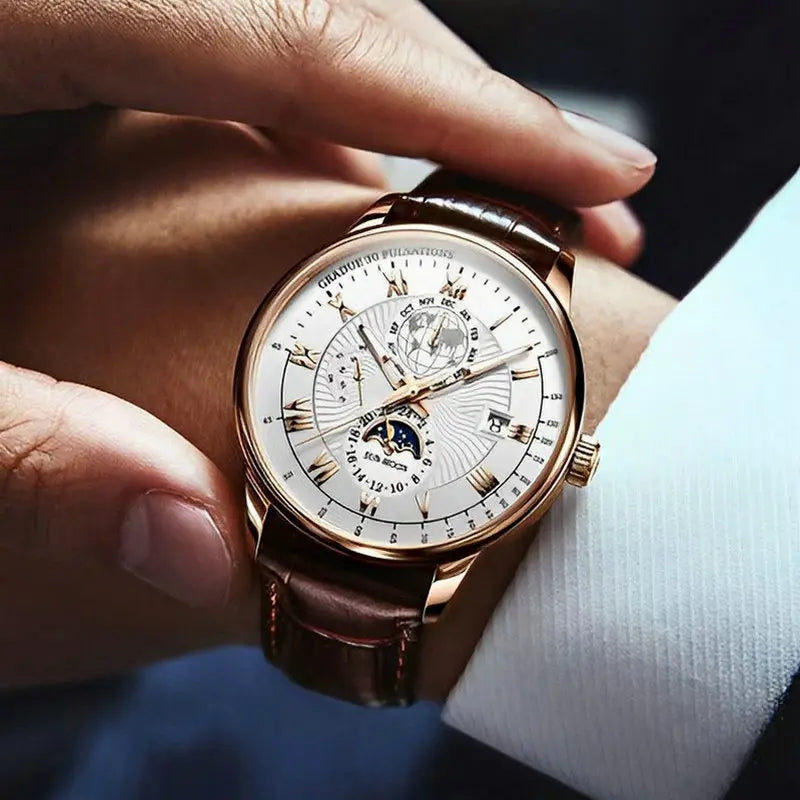 Old fashioned Men Leather Watch